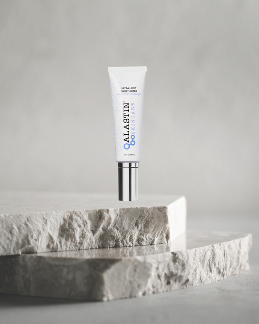 Ultra Light Moisturizer with TriHex Technology®